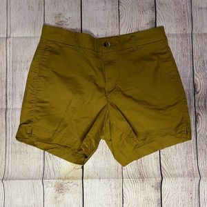 woman's shorts